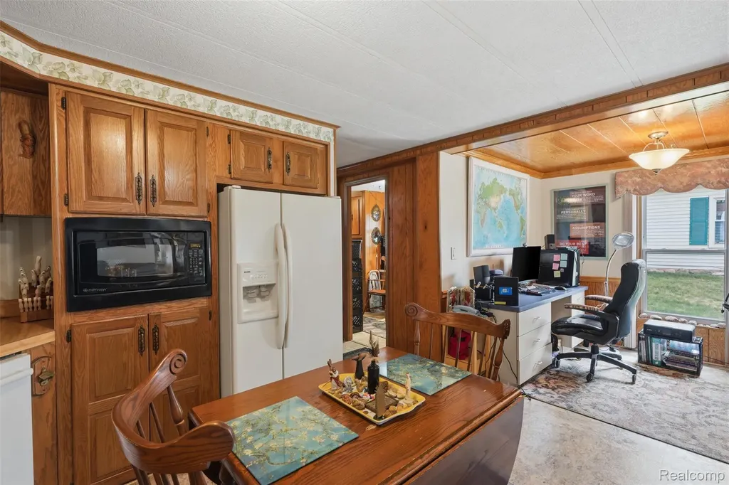 2689 Chickadee Street Rochester Hills City MI 48309