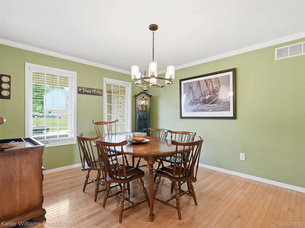 101 Willow Lake Drive Oxford Charter Township MI 48371