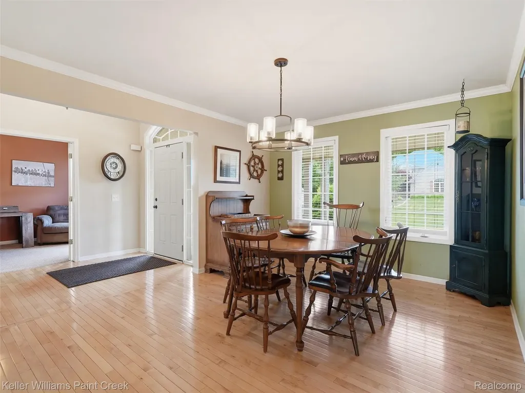 101 Willow Lake Drive Oxford Charter Township MI 48371