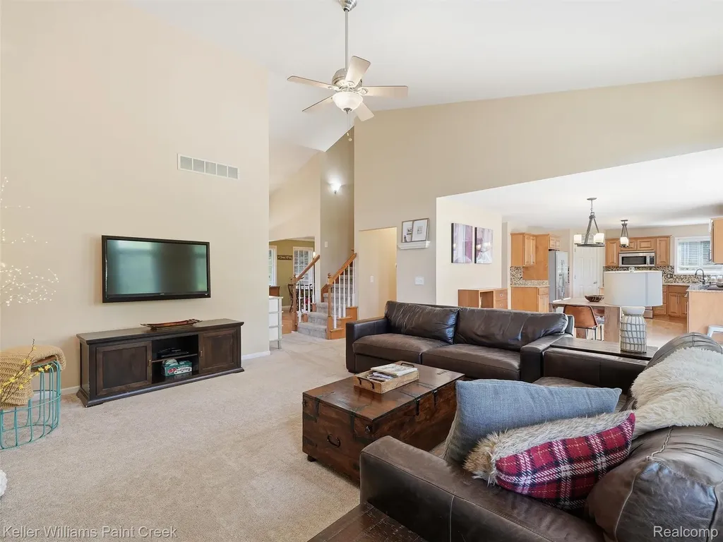 101 Willow Lake Drive Oxford Charter Township MI 48371