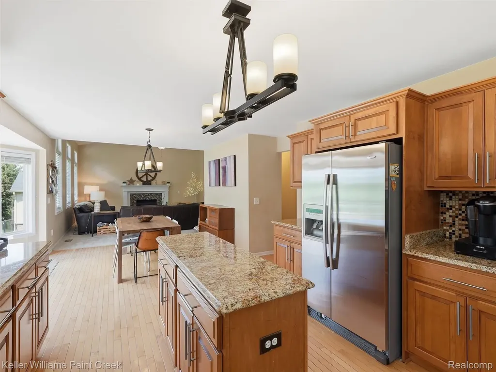 101 Willow Lake Drive Oxford Charter Township MI 48371
