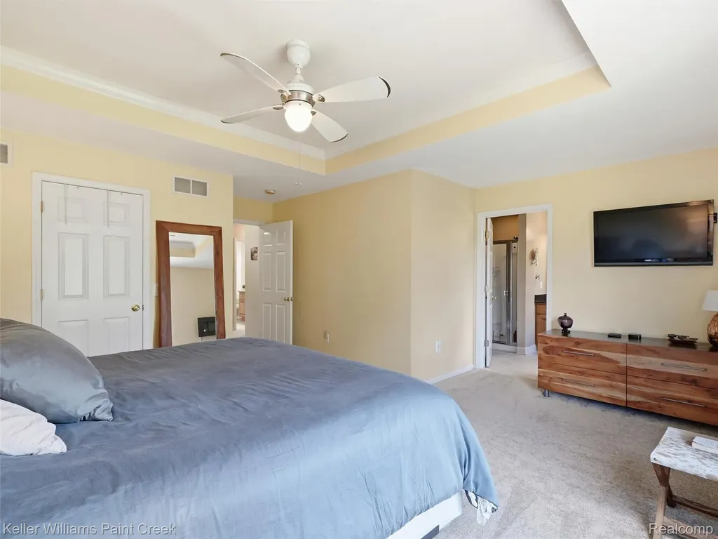 101 Willow Lake Drive Oxford Charter Township MI 48371