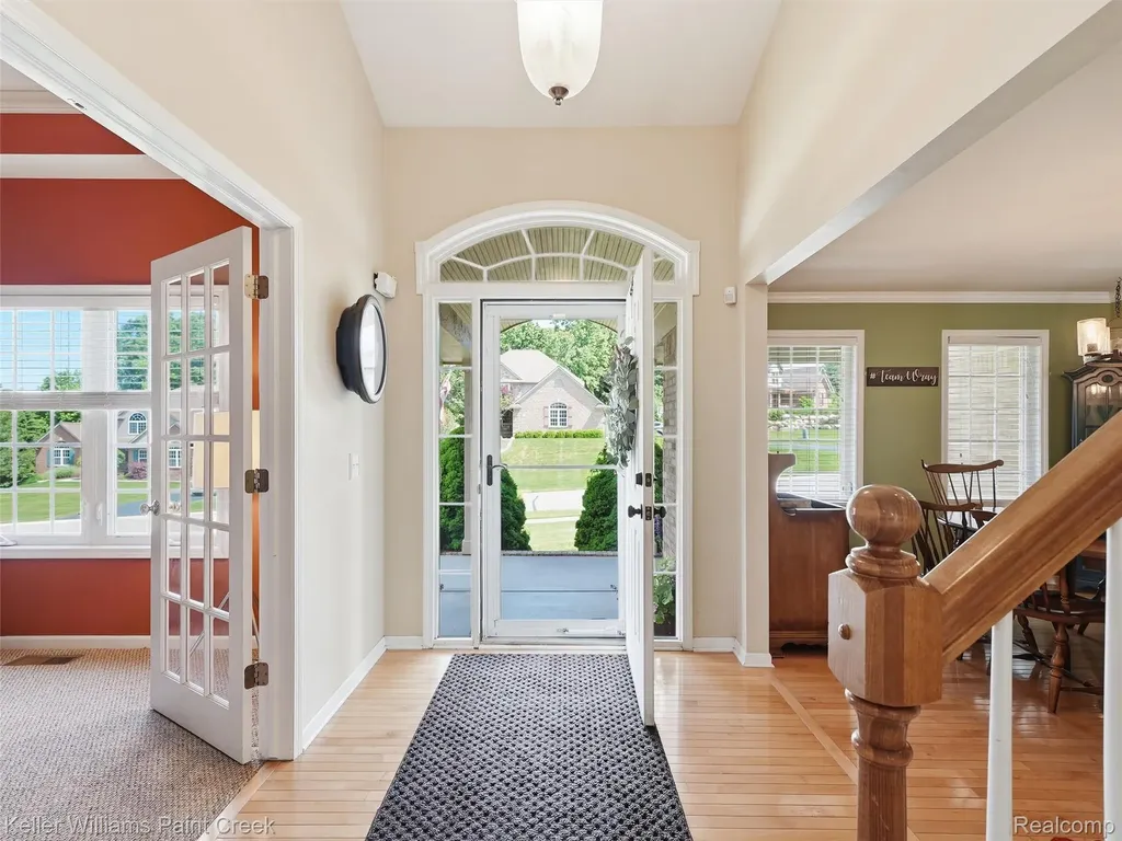 101 Willow Lake Drive Oxford Charter Township MI 48371