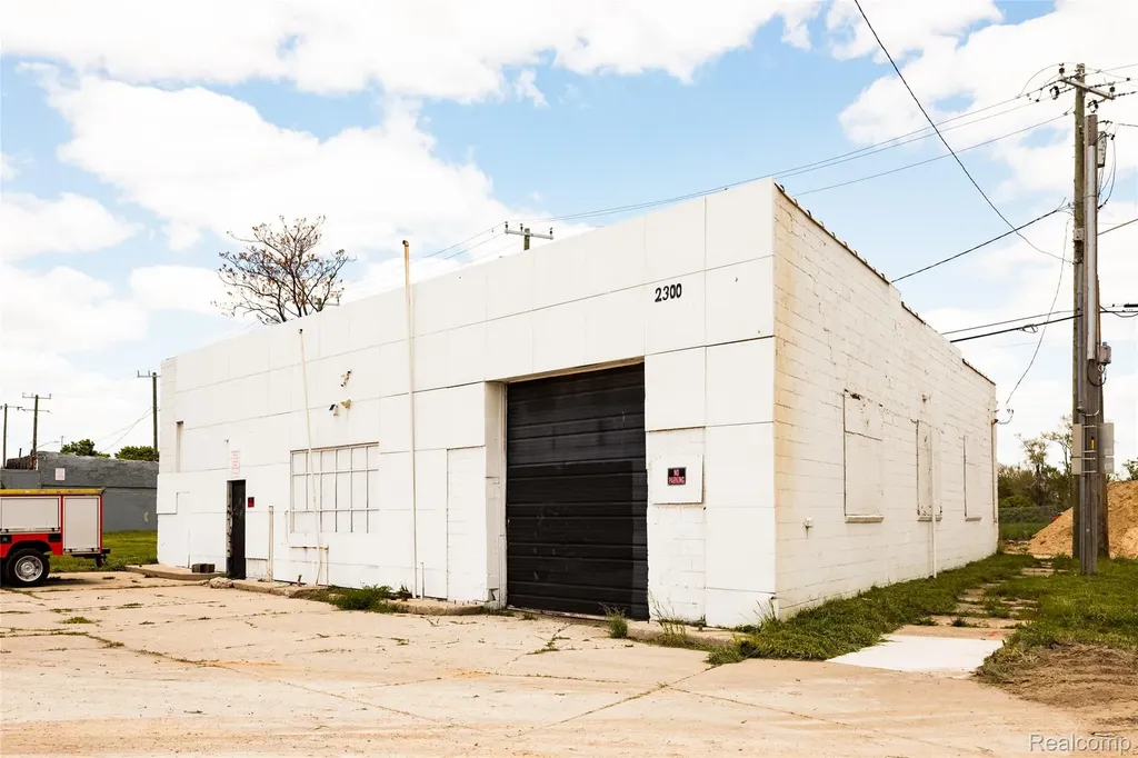 2300 Michigan Avenue Detroit City MI 48216