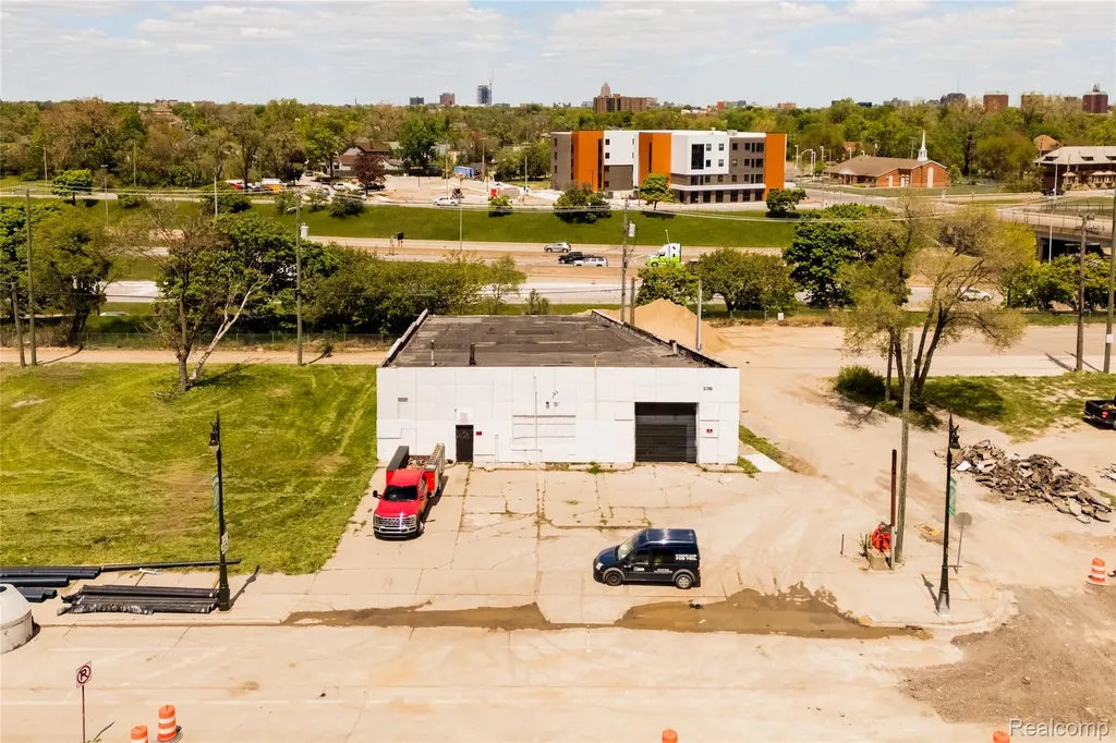 2300 Michigan Avenue Detroit City MI 48216