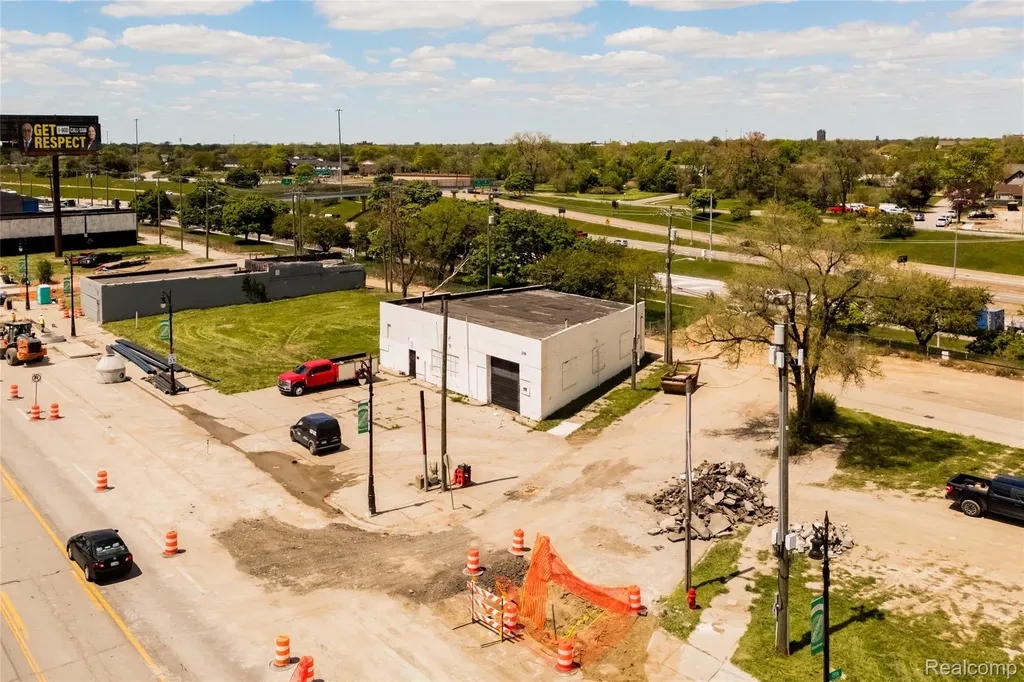 2300 Michigan Avenue Detroit City MI 48216