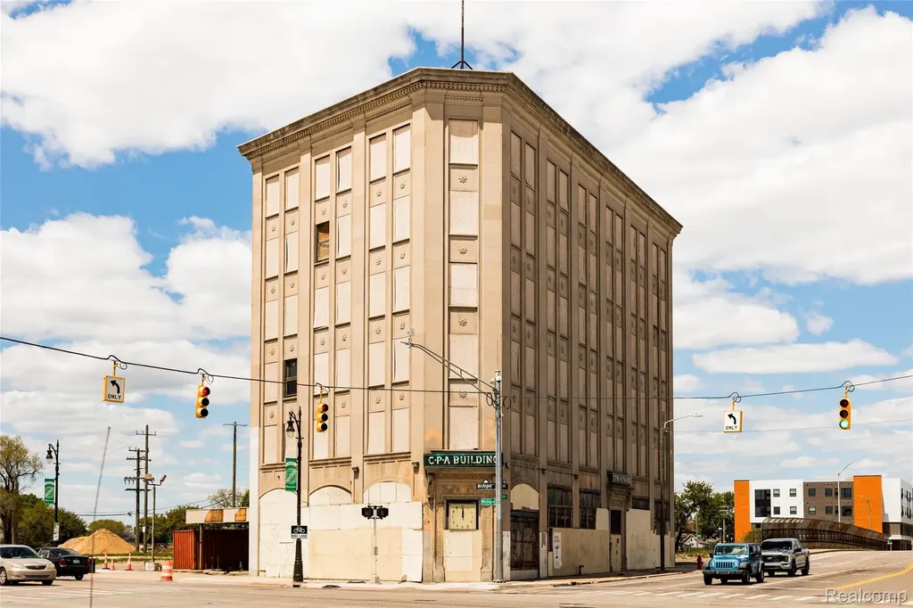 2411 14th Street Detroit City MI 48216