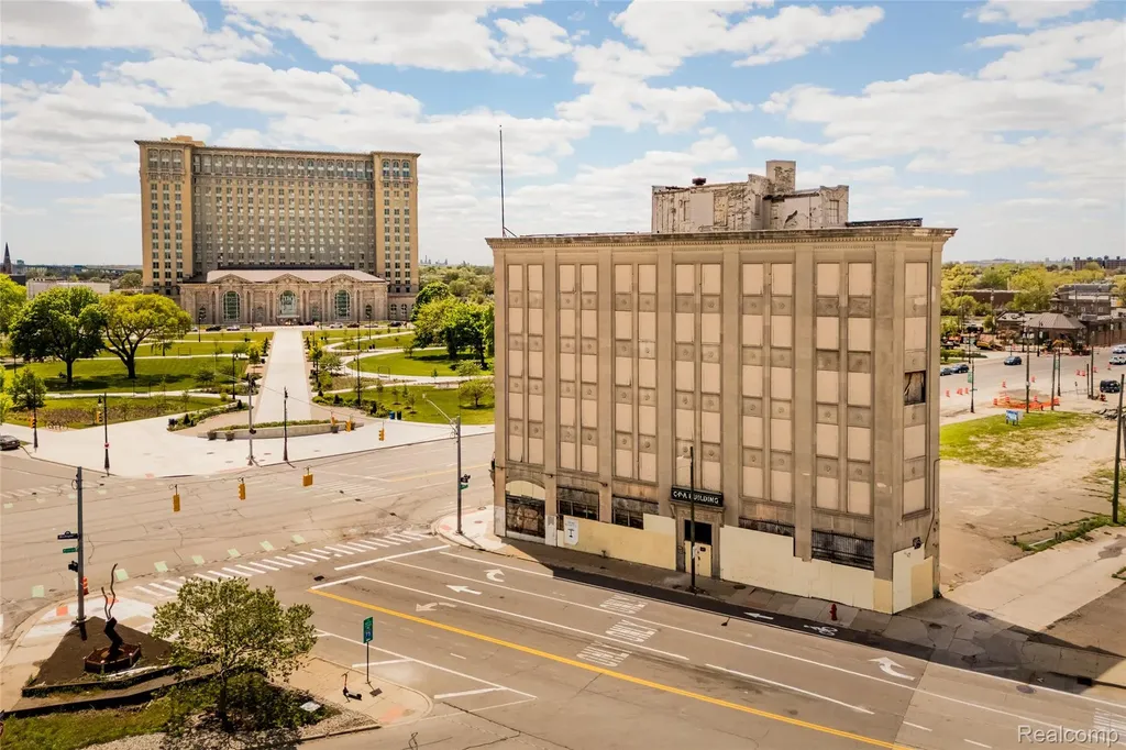 2411 14th Street Detroit City MI 48216