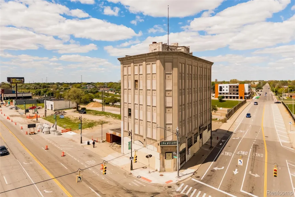 2411 14th Street Detroit City MI 48216
