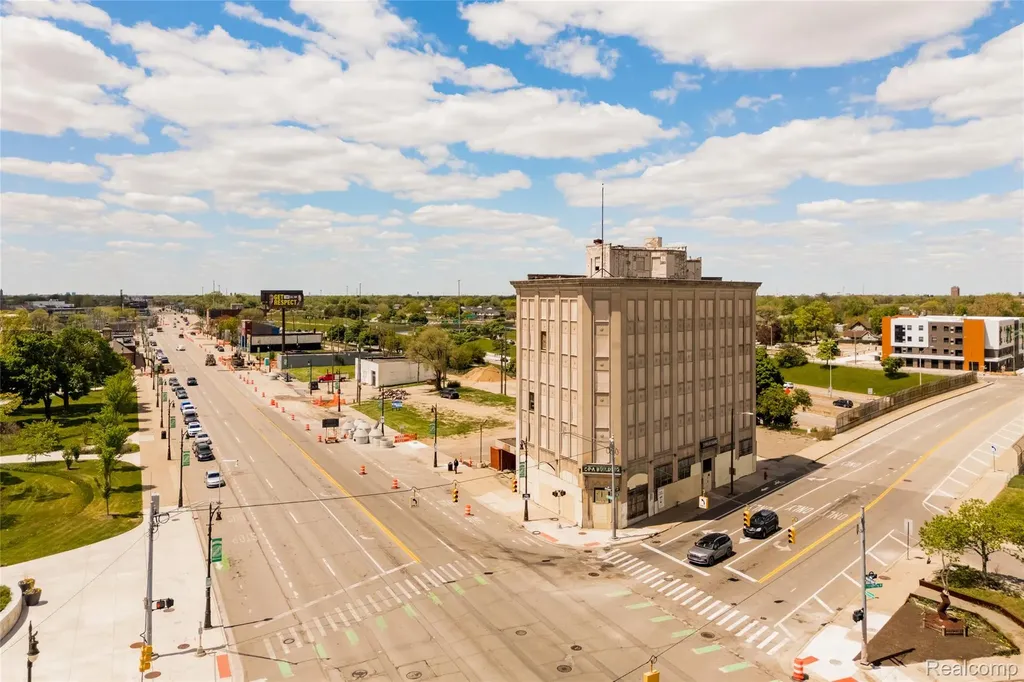 2411 14th Street Detroit City MI 48216