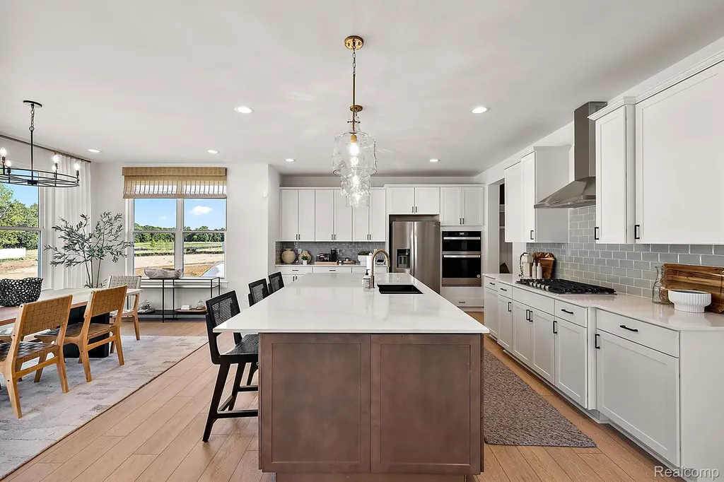 17306 Sarah Drive Macomb Township MI 48042