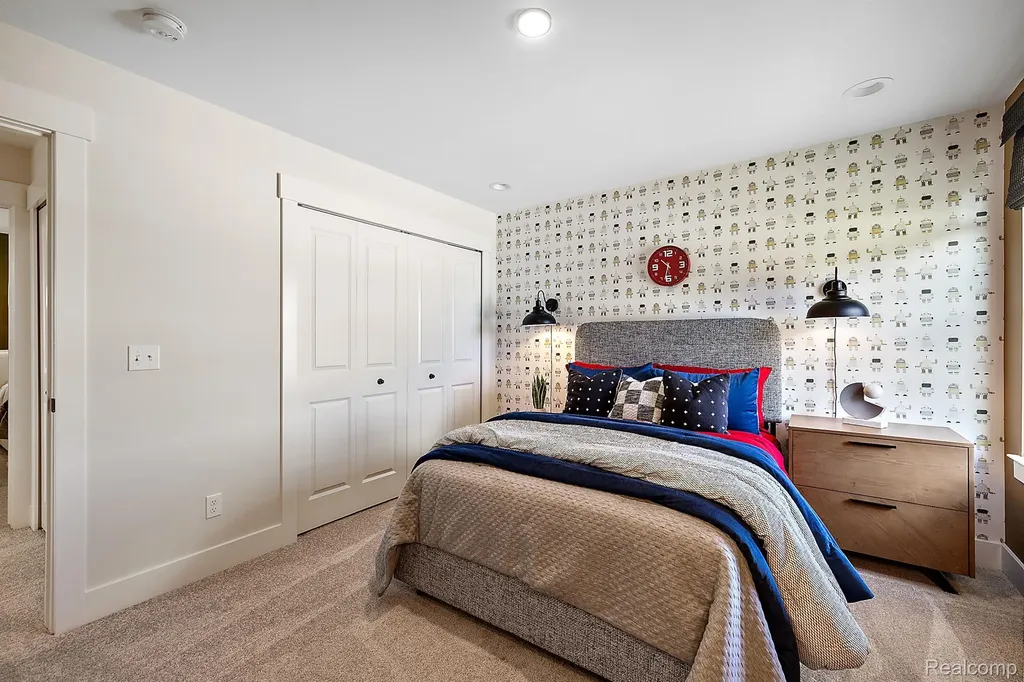 17306 Sarah Drive Macomb Township MI 48042