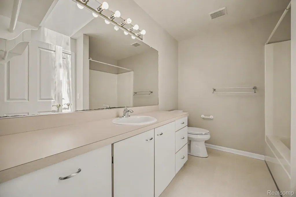 1390 Patricia Avenue Ann Arbor City MI 48103