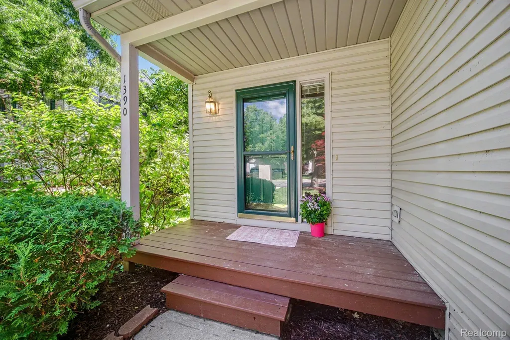1390 Patricia Avenue Ann Arbor City MI 48103