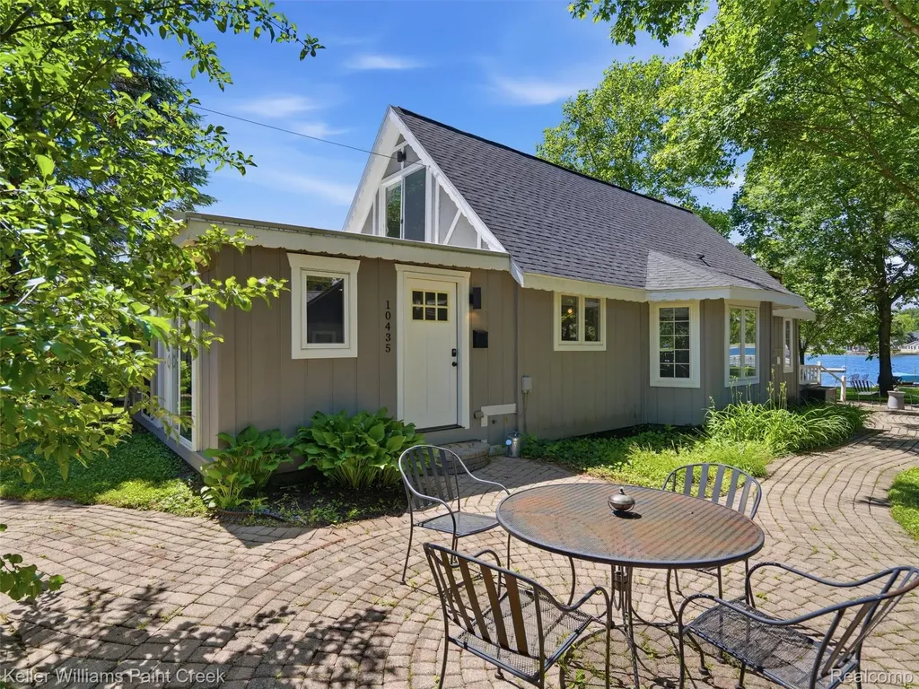 10435 Spring Street Tyrone Township MI 48430