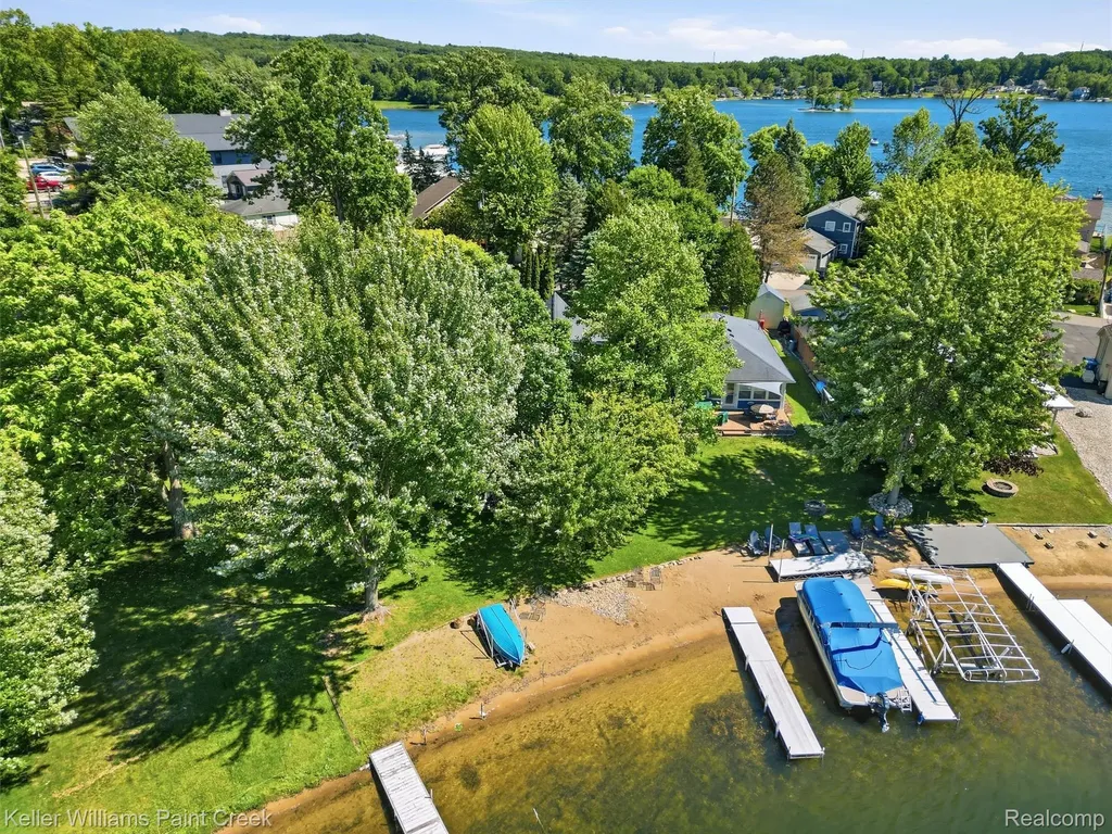 10435 Spring Street Tyrone Township MI 48430