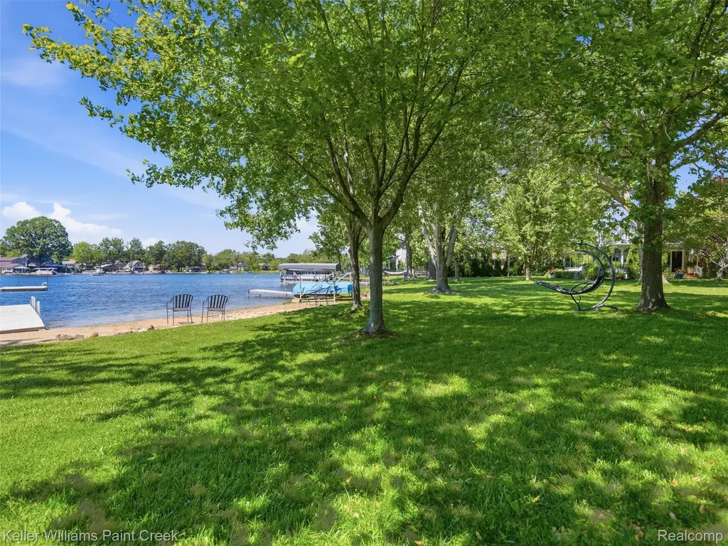 10435 Spring Street Tyrone Township MI 48430