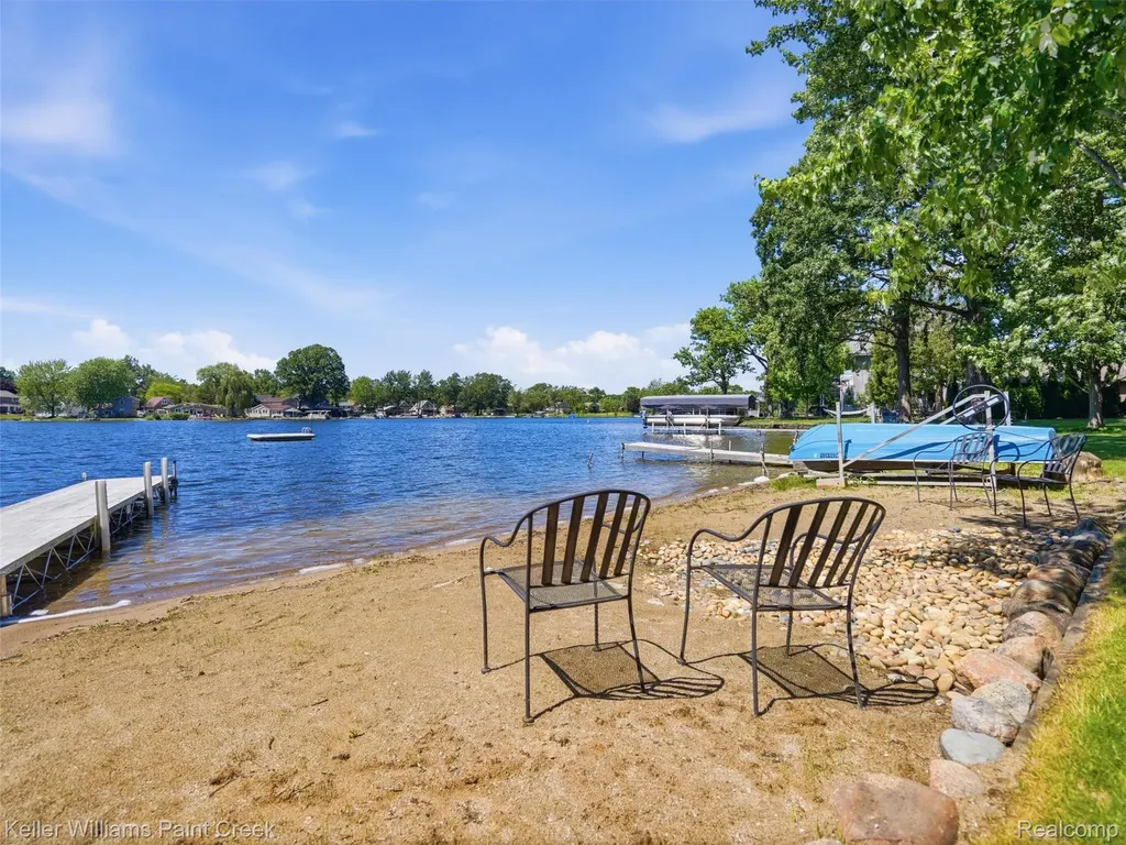 10435 Spring Street Tyrone Township MI 48430
