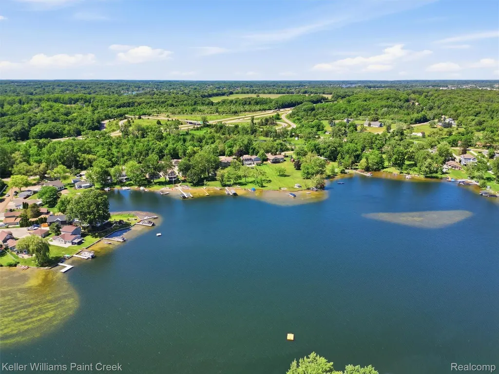 10435 Spring Street Tyrone Township MI 48430