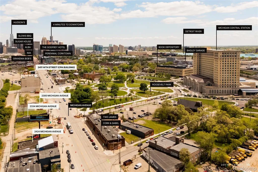 2424 Michigan Avenue Detroit City MI 48216