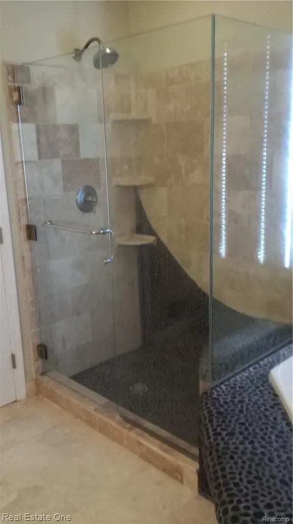 475 Dorchester Way Milford Village MI 48381
