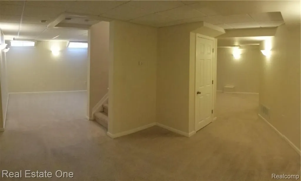 475 Dorchester Way Milford Village MI 48381
