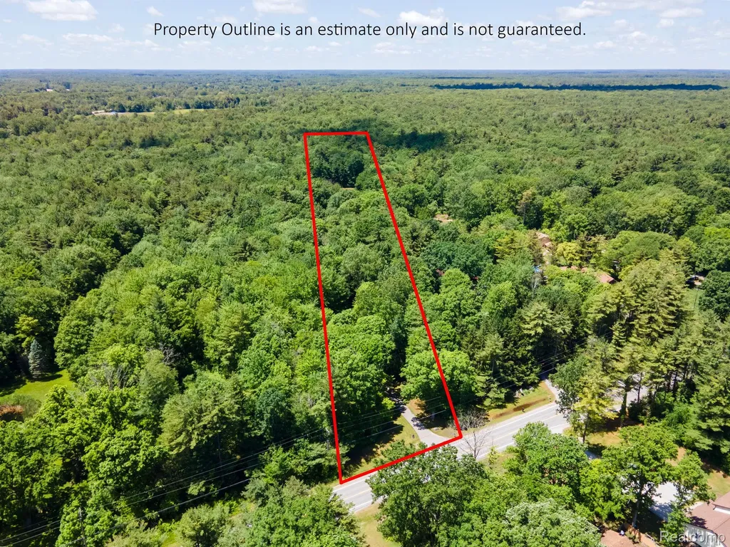 3121 Abbottsford Road Clyde Township MI 48049