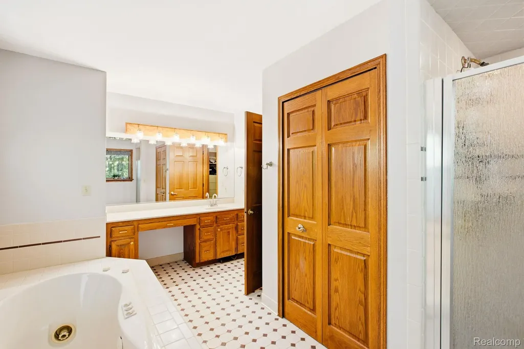 3121 Abbottsford Road Clyde Township MI 48049
