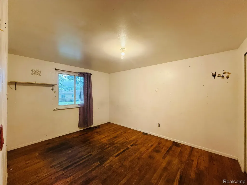 1501 Barchester Street Westland City MI 48186