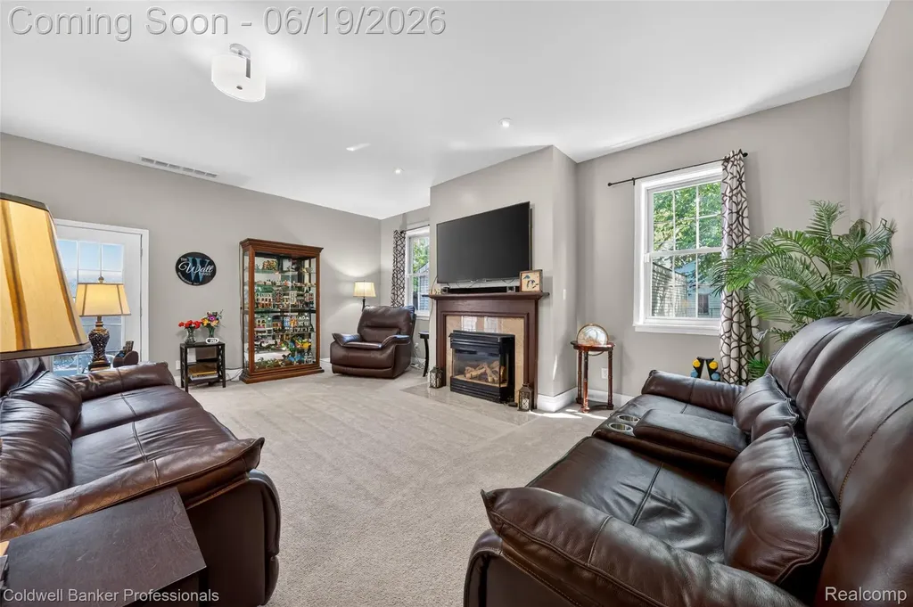 1625 Hampton Road Grosse Pointe Woods City MI 48236