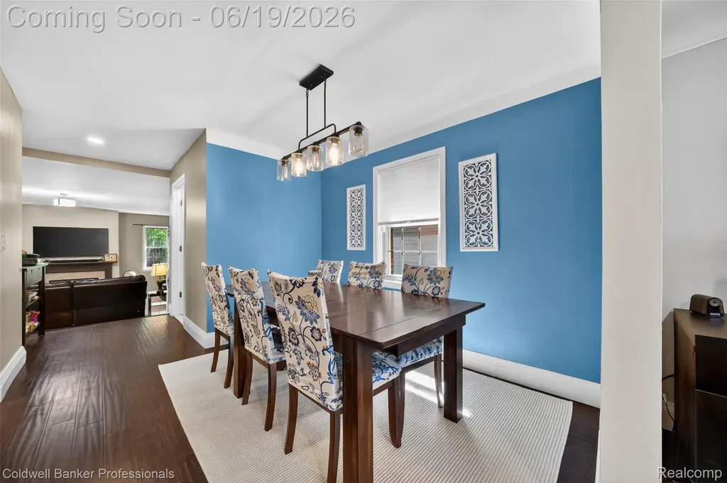 1625 Hampton Road Grosse Pointe Woods City MI 48236