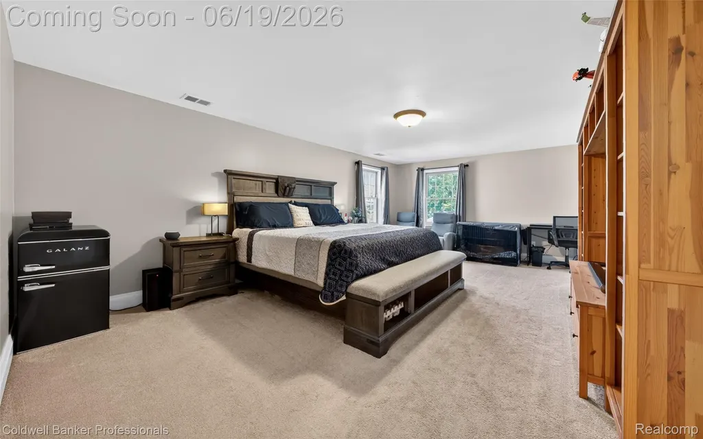 1625 Hampton Road Grosse Pointe Woods City MI 48236