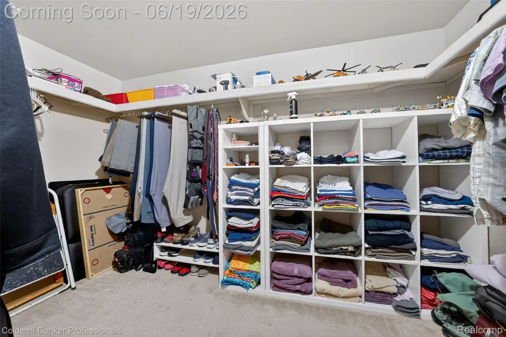 1625 Hampton Road Grosse Pointe Woods City MI 48236
