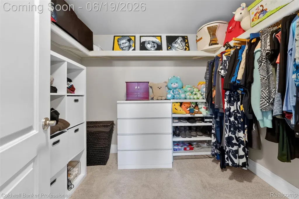 1625 Hampton Road Grosse Pointe Woods City MI 48236
