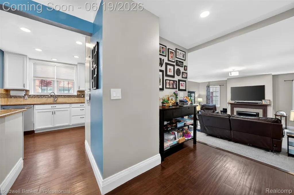 1625 Hampton Road Grosse Pointe Woods City MI 48236