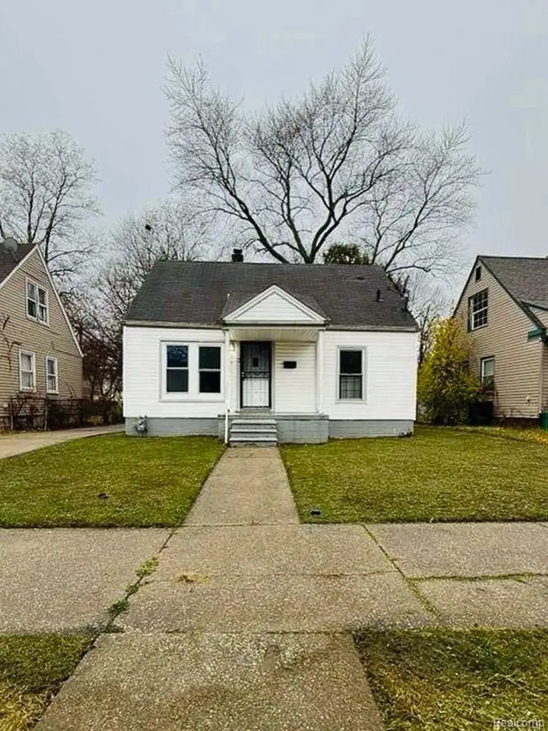 9637 Auburn Street Detroit City MI 48228