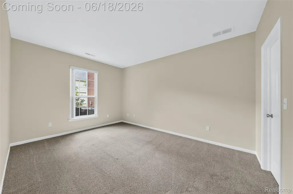 23104 Chesapeake Circle Commerce Charter Township MI 48390
