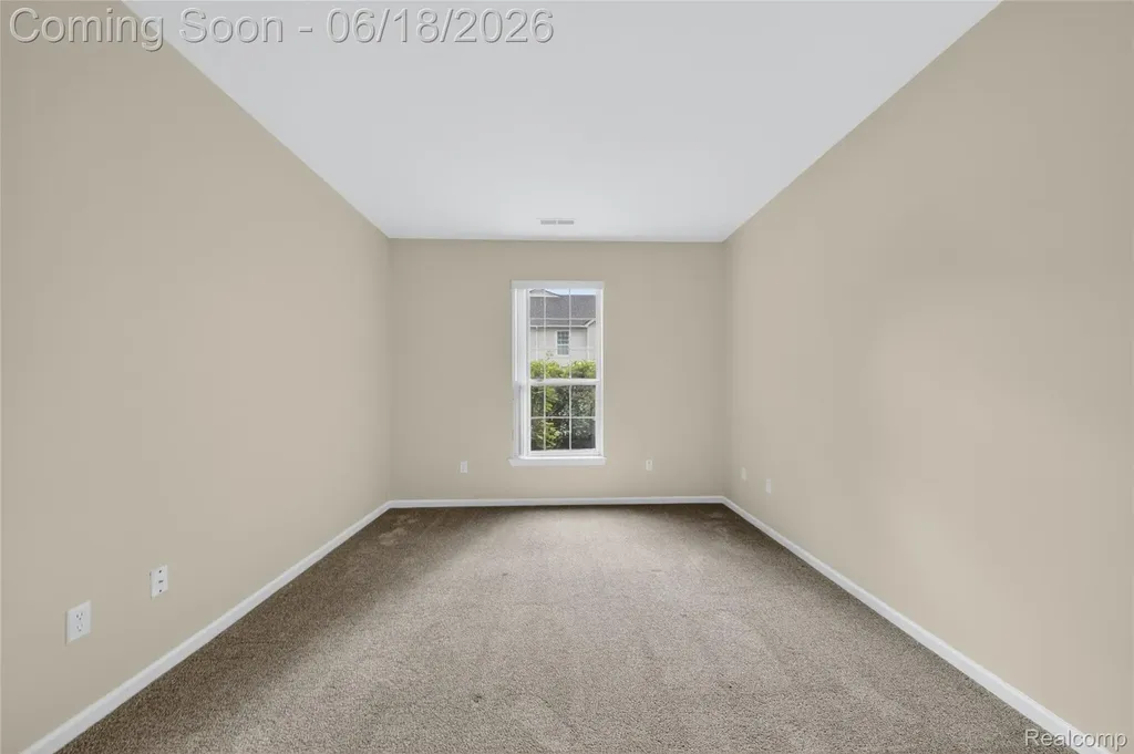 23104 Chesapeake Circle Commerce Charter Township MI 48390