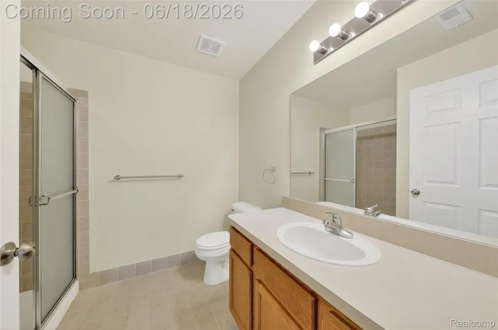 23104 Chesapeake Circle Commerce Charter Township MI 48390