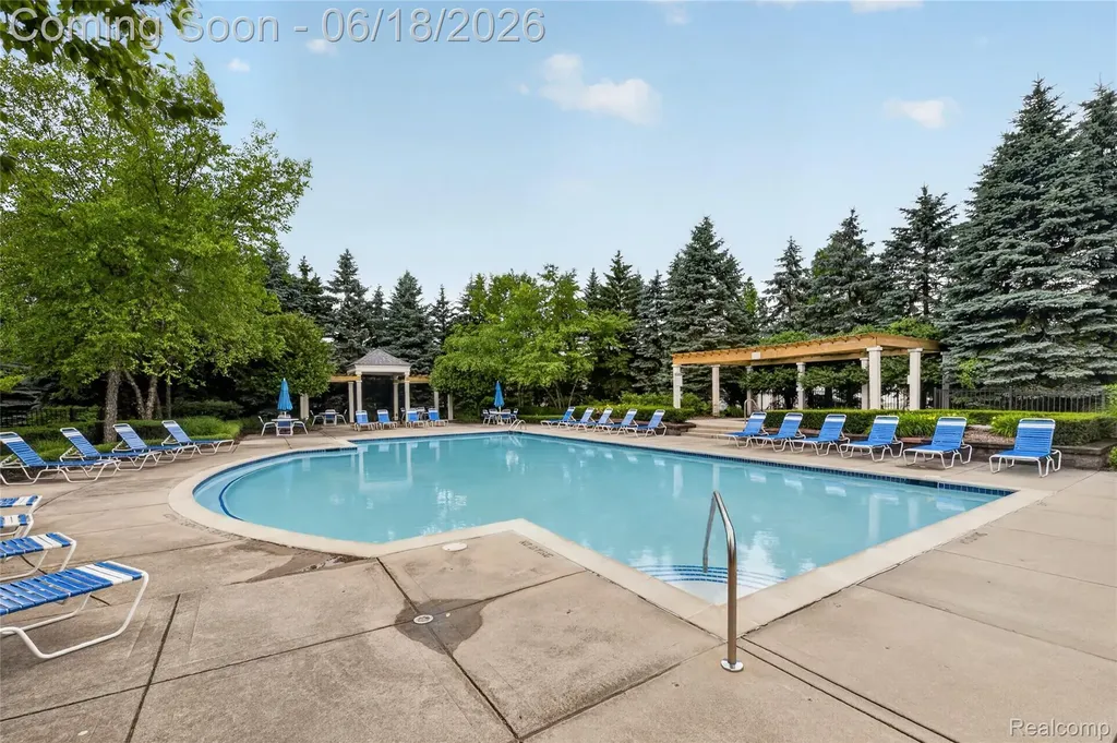 23104 Chesapeake Circle Commerce Charter Township MI 48390