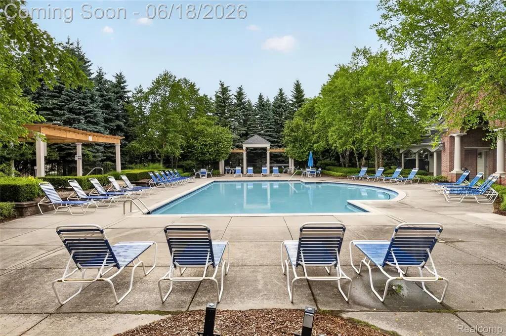 23104 Chesapeake Circle Commerce Charter Township MI 48390