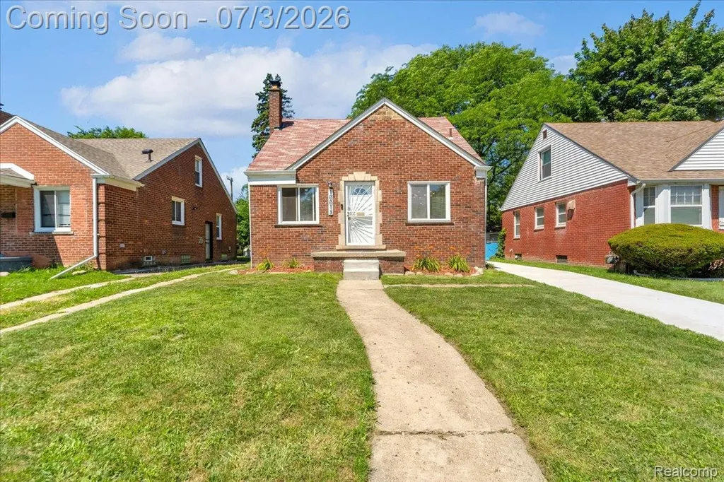 10013 Warwick Street Detroit City MI 48228