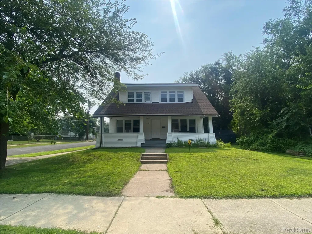 17564 Cooley Street Detroit City MI 48219