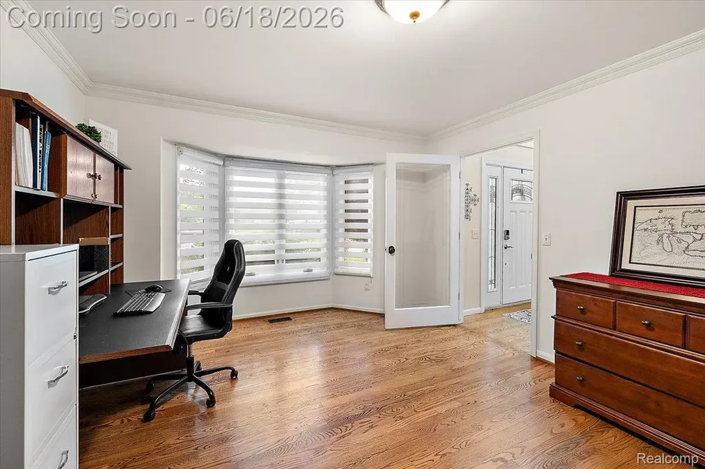 1043 River Mist Drive Rochester City MI 48307
