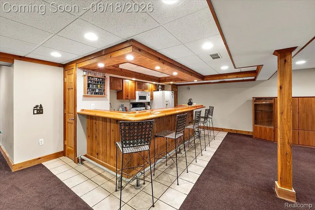 1043 River Mist Drive Rochester City MI 48307