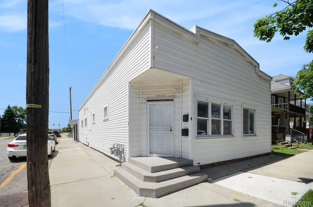 12001 Saint Aubin Street Hamtramck City MI 48212