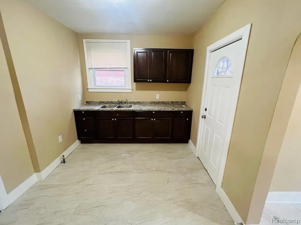 12125 Cloverlawn Street Detroit City MI 48204