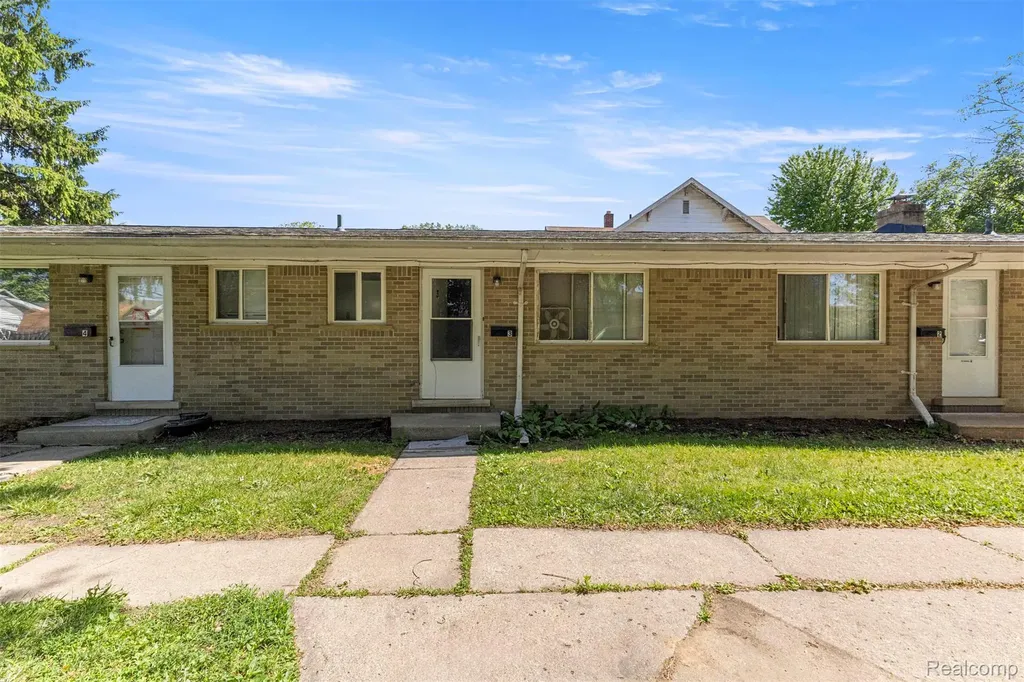 4077 Columbus Street Wayne City MI 48184
