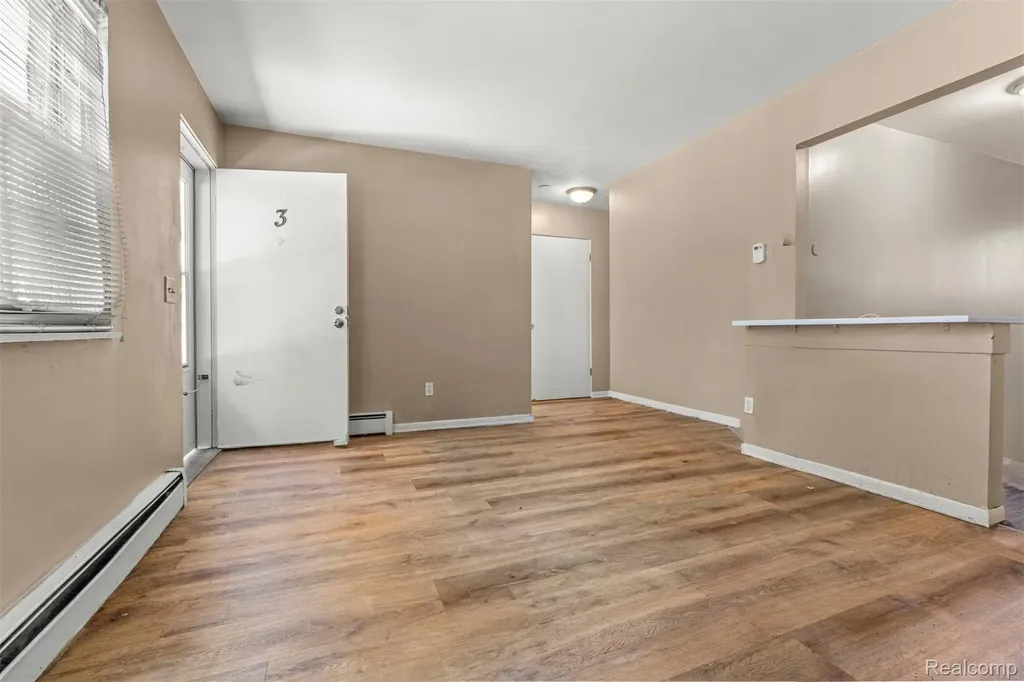 4077 Columbus Street Wayne City MI 48184