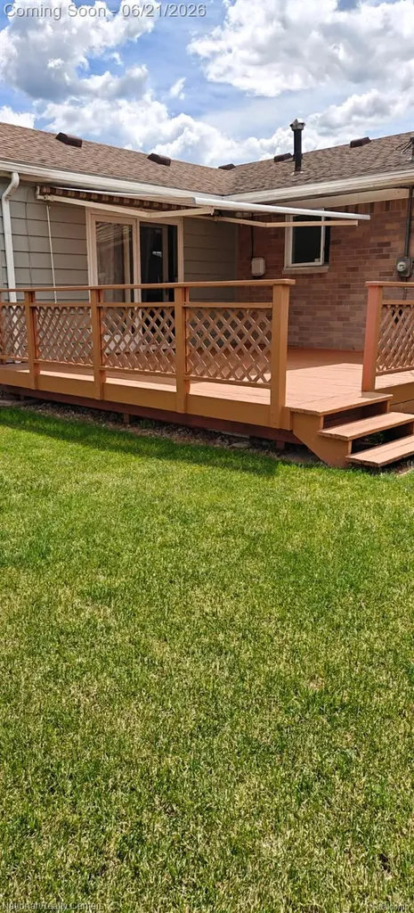 33728 Yuma Street Westland City MI 48185
